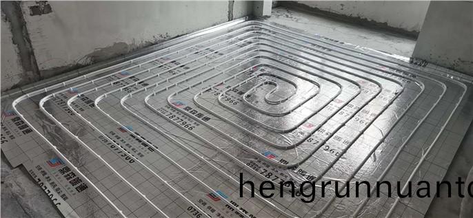 蓉(rong)國(guo)新賦(fu)地煗(nuan)施(shi)工